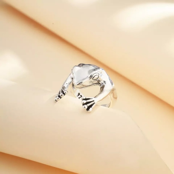 frog ring - Picture 2 of 2